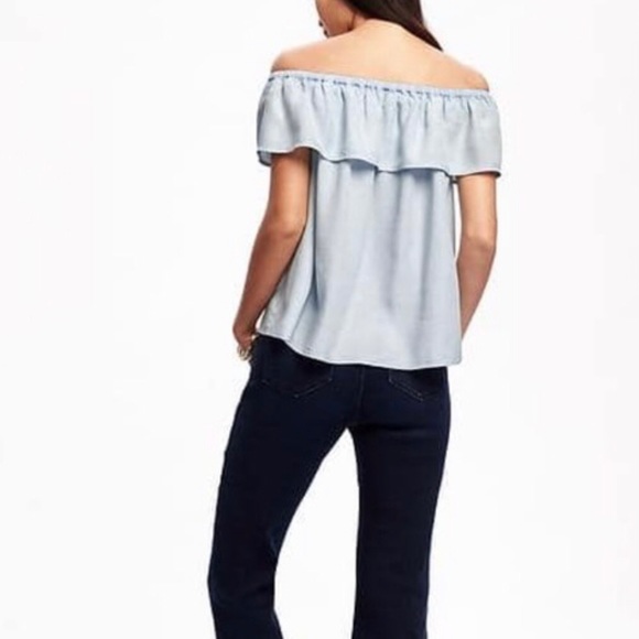 🛍2/$15 Off the Shoulder Ruffle Chambray Top Sz XS - Picture 3 of 12